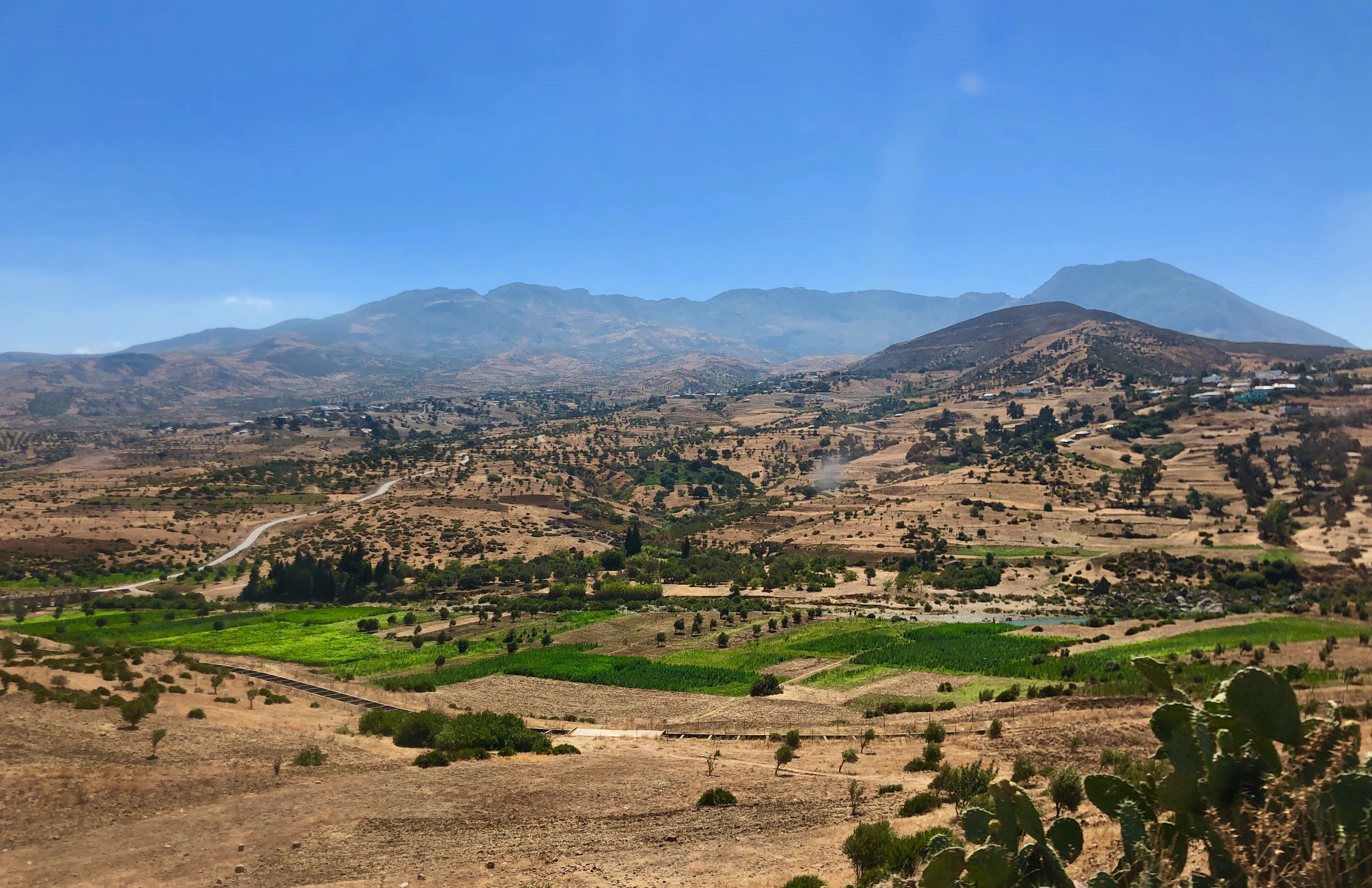 Travel writing about a taxi ride in Morocco